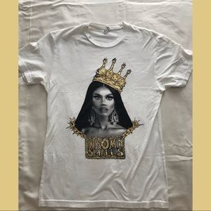 NAOMI SMALLS TSHIRT